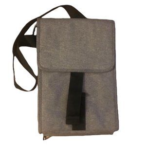 Upptack Expandable Messenger Bag